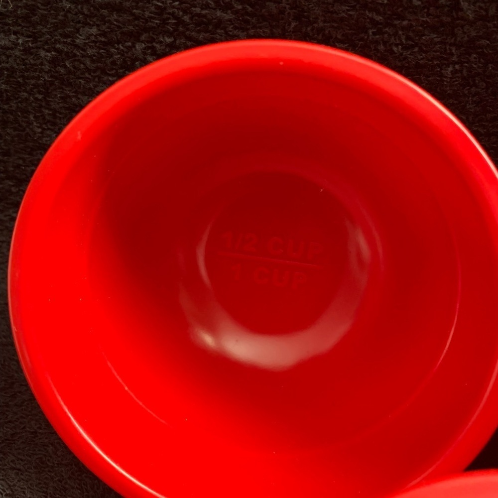 NWOT Red Melamine Nesting Measuring Bowls, Set of 5, 1/8 - 2 Cups - Picture 6 of 10